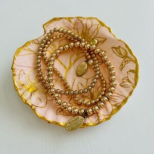 DECOUPAGED SCALLOP SEASHELL~perfect for your rings or earrings!Gr…